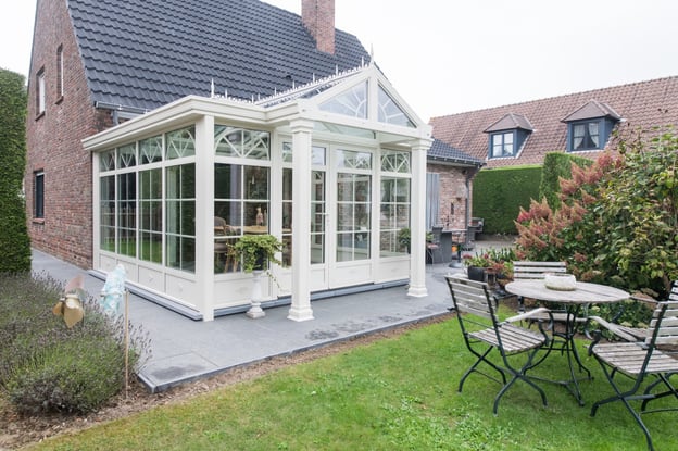 traditionele stijl tuinkamer